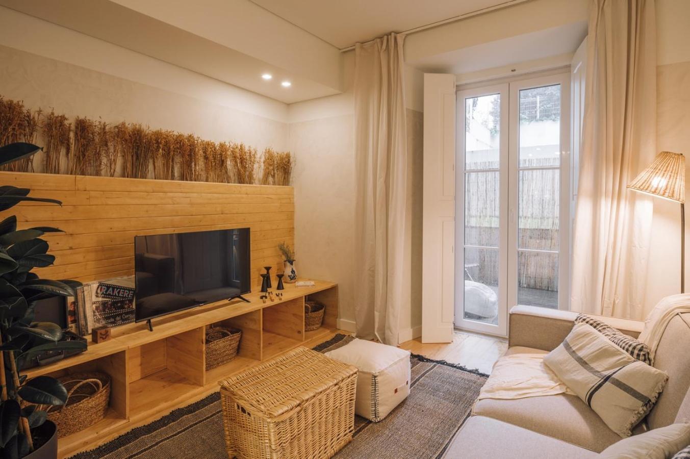 Martos - 1 Bedroom And Terrace In Santos Lisboa
